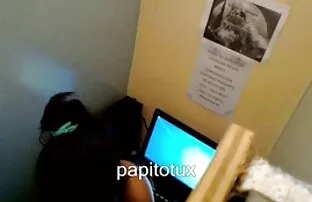ტყუპები (?) რასის შიშველი ქალთა გალერეები მამინაცვალთან კუდი