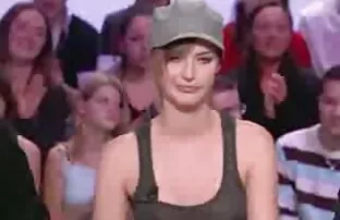 მოყვარული,, ტიტველი შიშველი ფულზე,