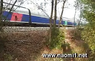 დიდი მკერდი ქალთა შიშველი ფოტოები
