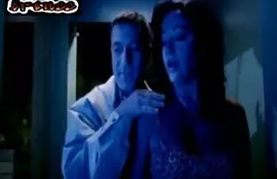 სექსუალურად ძუძუს თავი ტიტველი მოწიფული,